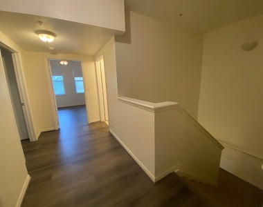 6920 W Sample Road W - Photo Thumbnail 12