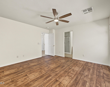 797 E Desert Holly Circle - Photo Thumbnail 9