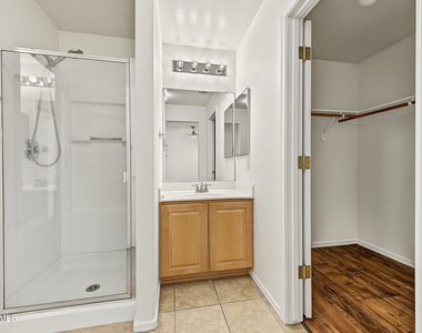 797 E Desert Holly Circle - Photo Thumbnail 11