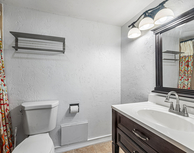 3754 Victoria Drive - Photo Thumbnail 20