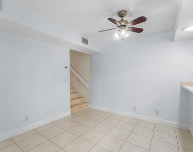 3754 Victoria Drive - Photo Thumbnail 13
