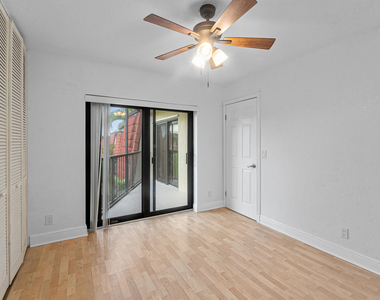 3754 Victoria Drive - Photo Thumbnail 23
