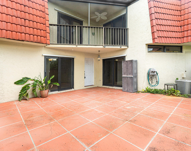 3754 Victoria Drive - Photo Thumbnail 3