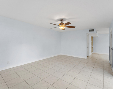 3754 Victoria Drive - Photo Thumbnail 8