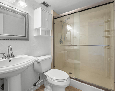 3754 Victoria Drive - Photo Thumbnail 24