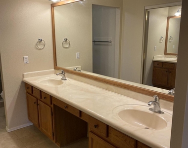 19495 N 90th Lane - Photo Thumbnail 12
