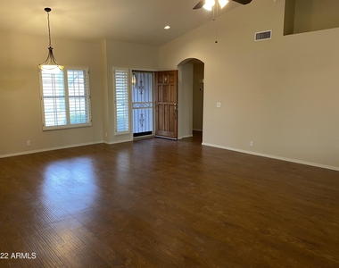 19495 N 90th Lane - Photo Thumbnail 2