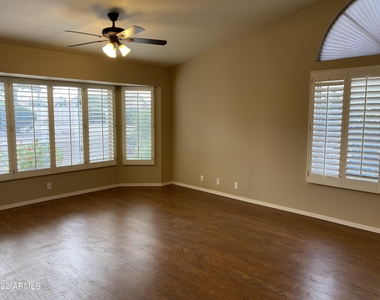 19495 N 90th Lane - Photo Thumbnail 3