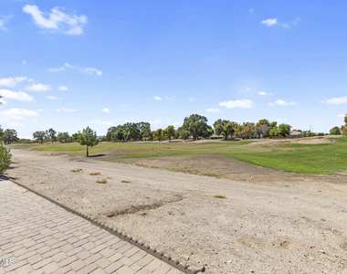 17200 W Bell Road - Photo Thumbnail 50