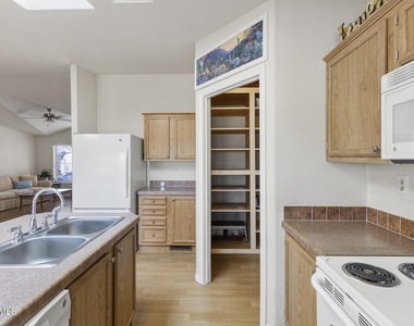 17200 W Bell Road - Photo Thumbnail 17