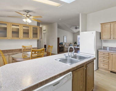 17200 W Bell Road - Photo Thumbnail 16