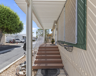 17200 W Bell Road - Photo Thumbnail 4