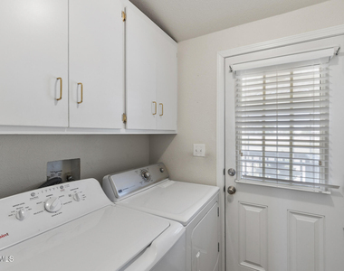 17200 W Bell Road - Photo Thumbnail 29