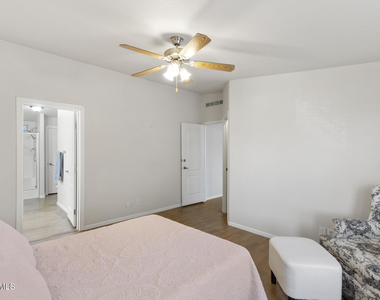 17200 W Bell Road - Photo Thumbnail 33