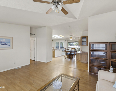 17200 W Bell Road - Photo Thumbnail 8
