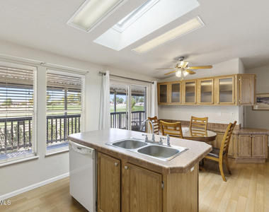17200 W Bell Road - Photo Thumbnail 19