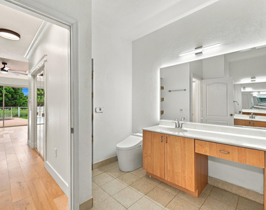 7505 Nw 65th Lane - Photo Thumbnail 22