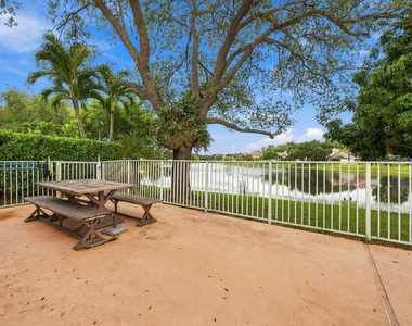 7505 Nw 65th Lane - Photo Thumbnail 40