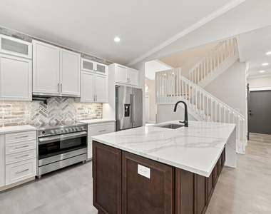 7505 Nw 65th Lane - Photo Thumbnail 9