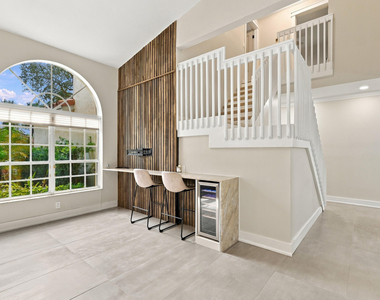 7505 Nw 65th Lane - Photo Thumbnail 3