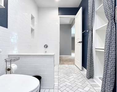 6846 N 72nd Place - Photo Thumbnail 6