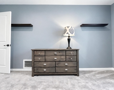 6846 N 72nd Place - Photo Thumbnail 21