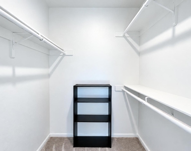 6846 N 72nd Place - Photo Thumbnail 7