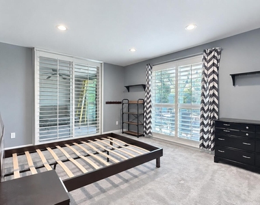6846 N 72nd Place - Photo Thumbnail 11