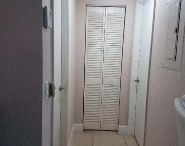 1501 Windorah Way - Photo Thumbnail 9