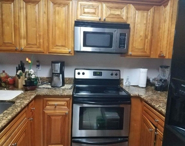 1501 Windorah Way - Photo Thumbnail 2