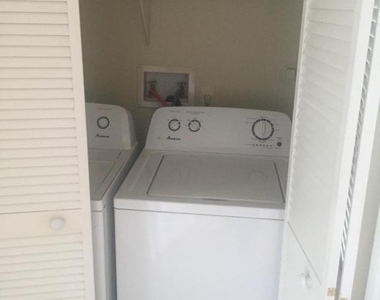 1501 Windorah Way - Photo Thumbnail 3