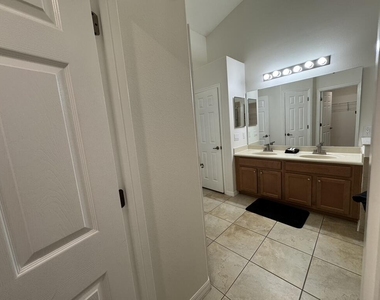 1101 Orange Cosmos Boulevard - Photo Thumbnail 38