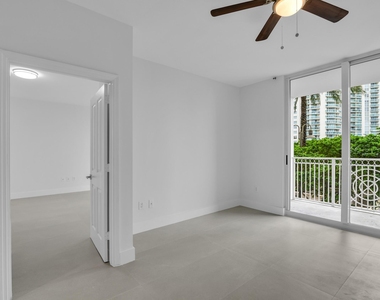 511 Se 5th Avenue - Photo Thumbnail 7
