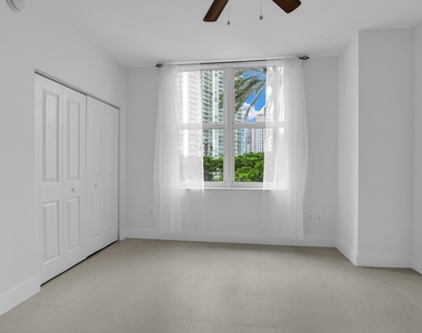511 Se 5th Avenue - Photo Thumbnail 9
