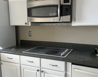 3100 Ne 48th Street - Photo Thumbnail 4