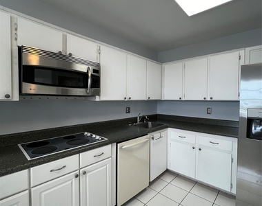 3100 Ne 48th Street - Photo Thumbnail 48
