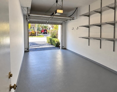 1000 Nw 105th Way - Photo Thumbnail 10