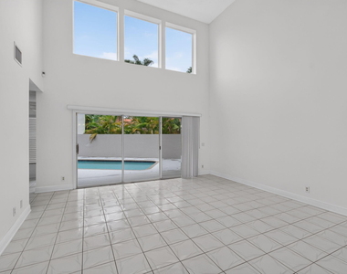 10621 Wheelhouse Circle - Photo Thumbnail 12