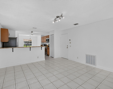 10621 Wheelhouse Circle - Photo Thumbnail 31