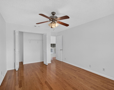 10621 Wheelhouse Circle - Photo Thumbnail 71