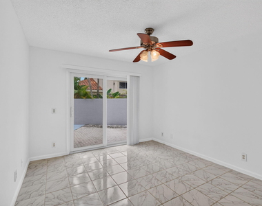 10621 Wheelhouse Circle - Photo Thumbnail 40