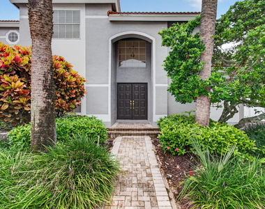 10621 Wheelhouse Circle - Photo Thumbnail 3