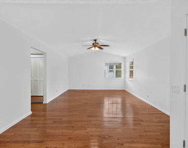 10621 Wheelhouse Circle - Photo Thumbnail 49