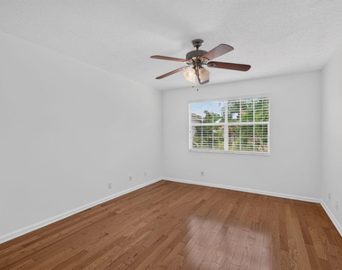 10621 Wheelhouse Circle - Photo Thumbnail 73