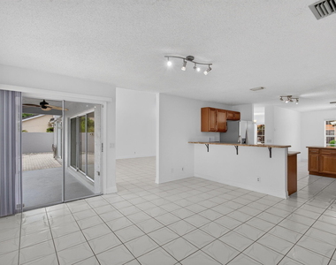 10621 Wheelhouse Circle - Photo Thumbnail 30