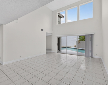10621 Wheelhouse Circle - Photo Thumbnail 10