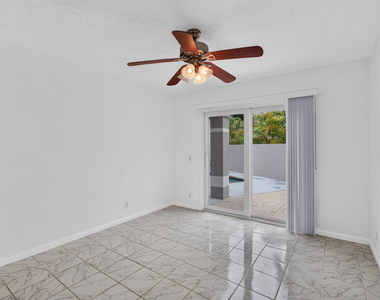 10621 Wheelhouse Circle - Photo Thumbnail 39