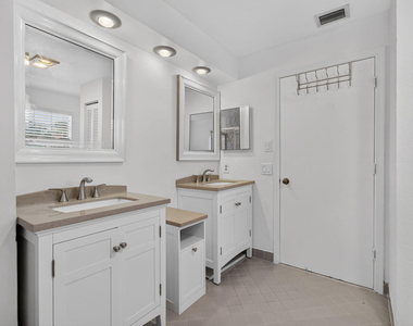 10621 Wheelhouse Circle - Photo Thumbnail 62