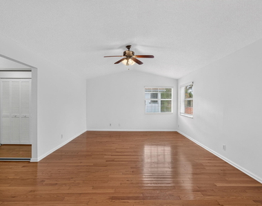 10621 Wheelhouse Circle - Photo Thumbnail 52