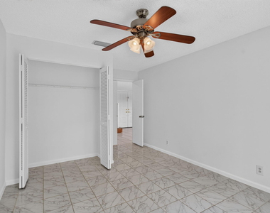 10621 Wheelhouse Circle - Photo Thumbnail 38